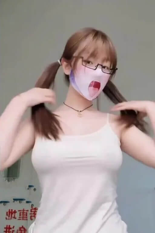 一只桃桃 萝莉少女控 最新写真资源合集下载 - 语可次元 - 二次元美图写真海量免费4K壁纸资源分享