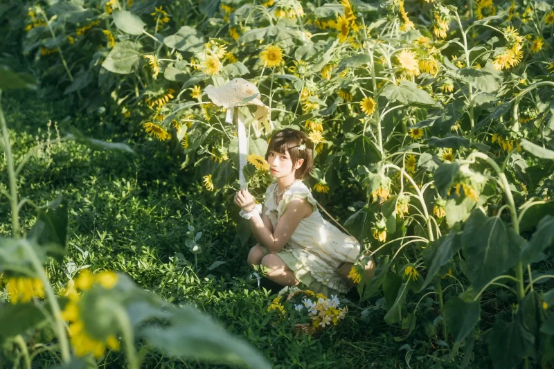 向日葵之约-提篮少女的浪漫 - 语可次元 - 二次元美图写真海量资源分享