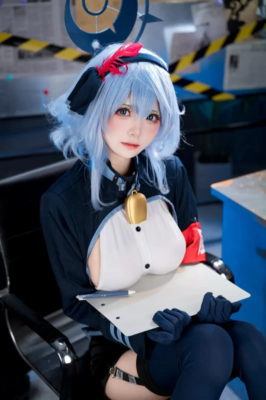 九柒喵 – 蔚蓝档案 天雨亚子 - 语可次元 - 二次元美图写真海量资源分享
