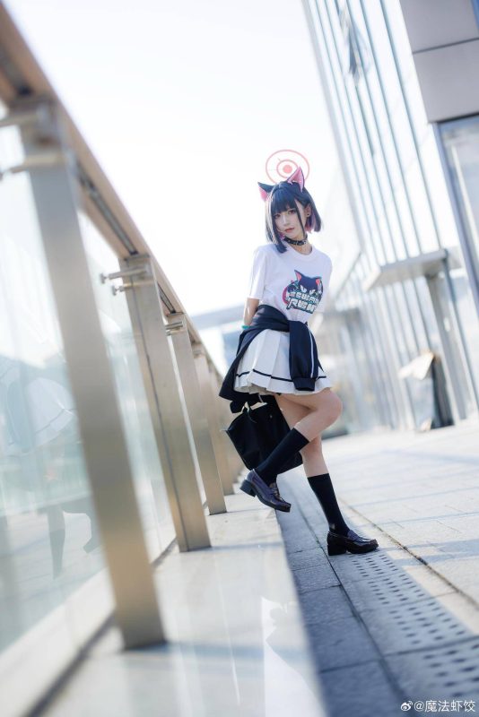 魔法虾饺扮演杏山和纱，COS还原度真不错！ - 语可次元 - 二次元美图写真海量资源分享