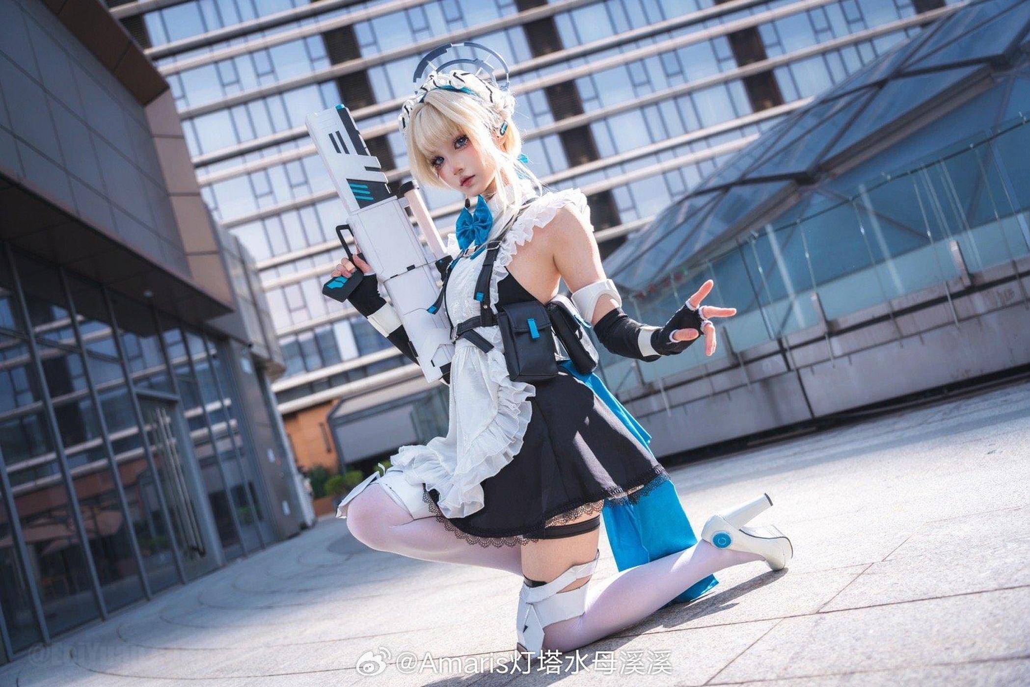 广州蔚蓝档案only！溪溪的飞鸟马时COS把女仆特工感焊在身上了