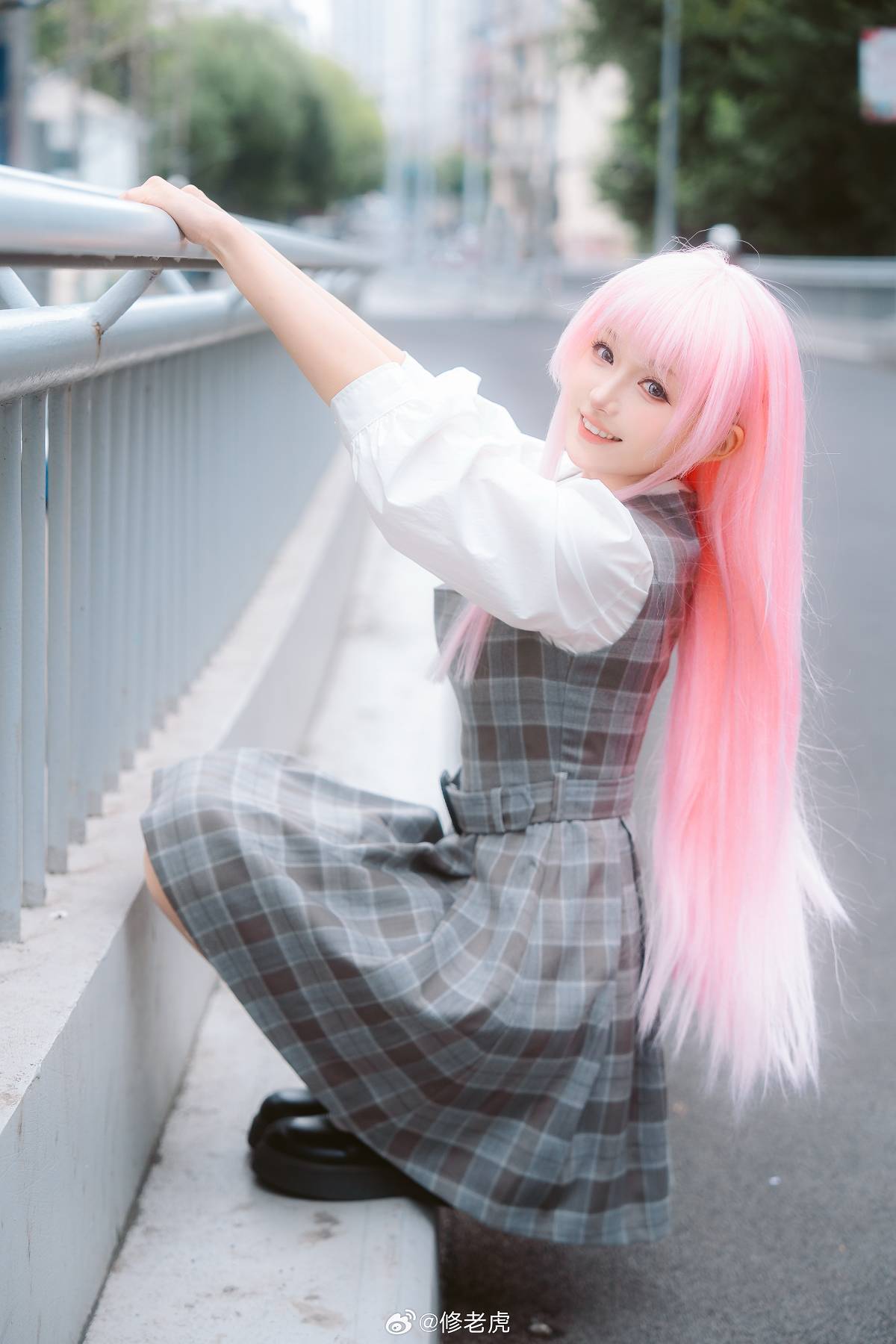 6896960358cb8da5c8138756